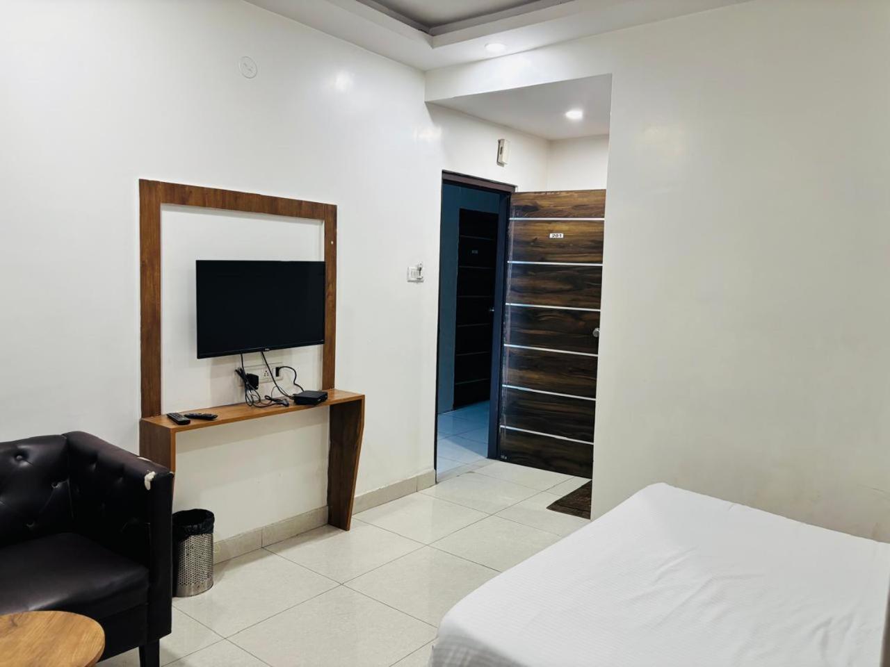 Hotel Bg Inn Bangalore Exterior photo