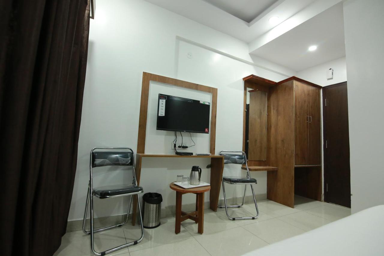 Hotel Bg Inn Bangalore Exterior photo